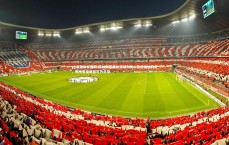 yy易游体育官网-泽林斯基痛批点球判罚，若此接触判点，则所有接触皆可为点球